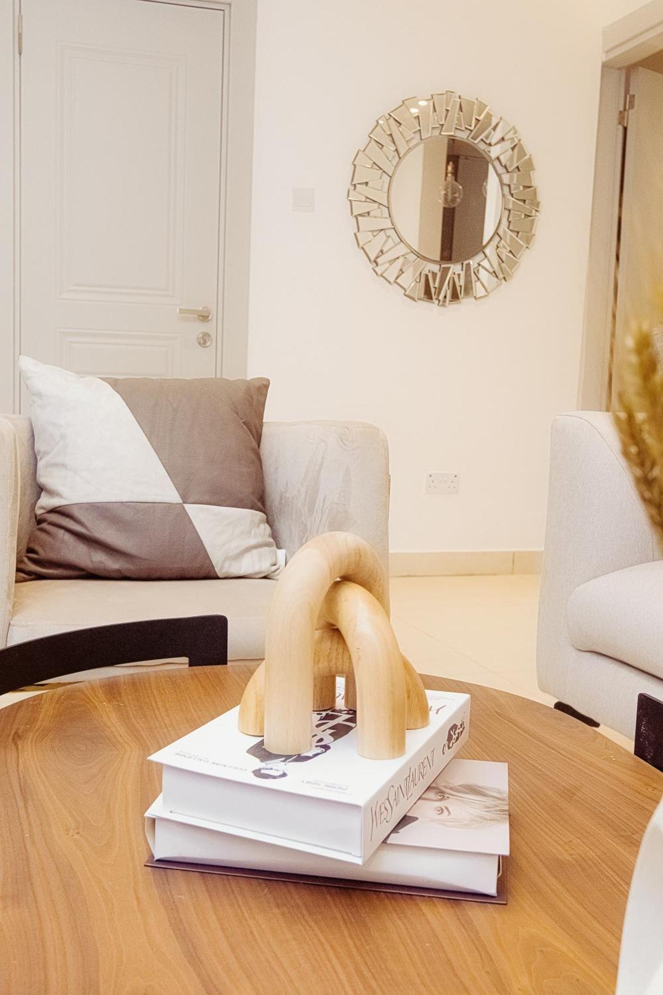 Luna Loft Тема Екстериор снимка